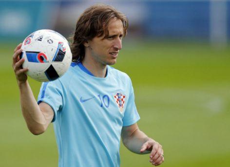 详解棒球规则中的手套尺寸限制