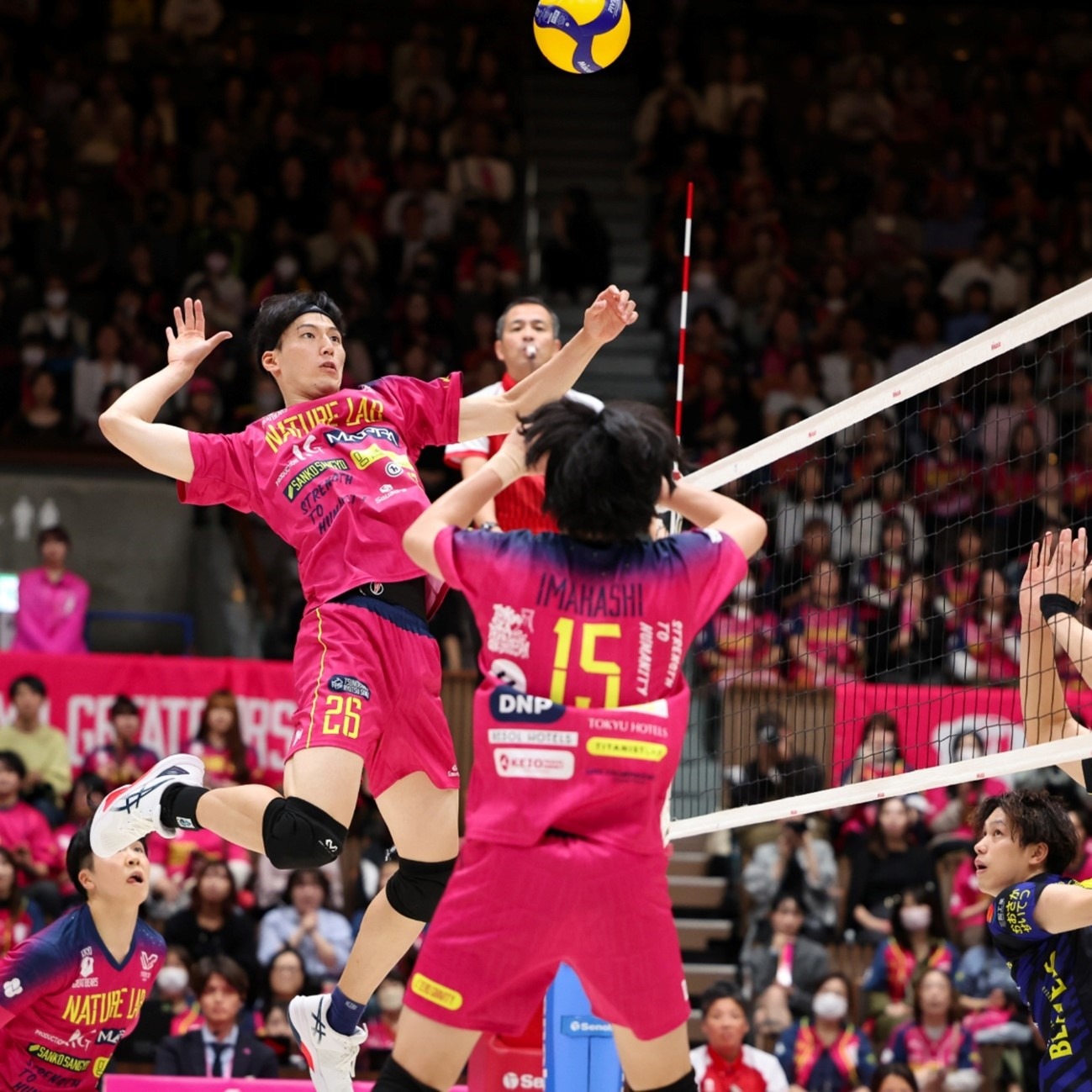 卡牌手游新作《数码宝贝ALYSION》宣传片公开！